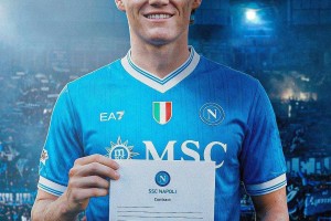 曼联回购小麦传闻真相揭秘！红魔不介意卷入传闻，情况与青木相同